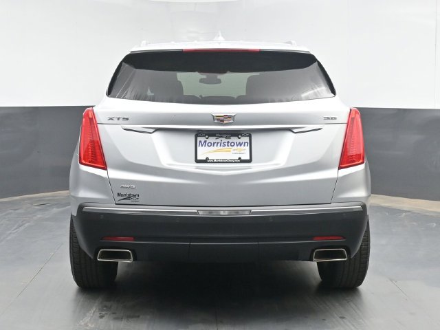 Used 2017 Cadillac XT5 Luxury w/ Driver Awareness Package AWD/4WD image 13