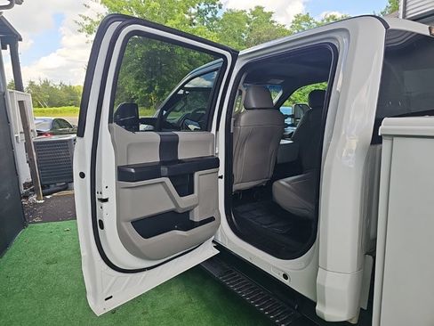 Used 2019 Ford F250 XL w/ Power Equipment Group AWD/4WD image 17