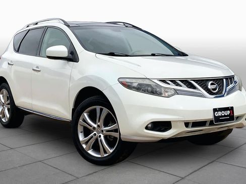Used 2011 Nissan Murano LE w/ Navigation Pkg FWD image 2