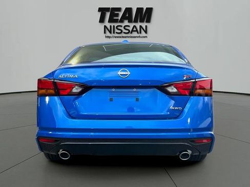 Certified 2025 Nissan Altima 2.5 SR w/ SR Premium Package AWD/4WD image 6