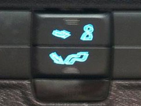 Used 2016 Ford Explorer XLT w/ Equipment Group 202A AWD/4WD image 43
