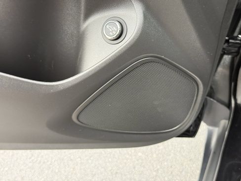 Used 2022 Buick Encore GX Essence w/ Advanced Technology Package FWD image 24