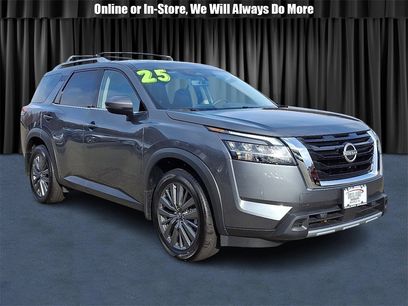 Certified 2025 Nissan Pathfinder SL w/ SL Premium Package