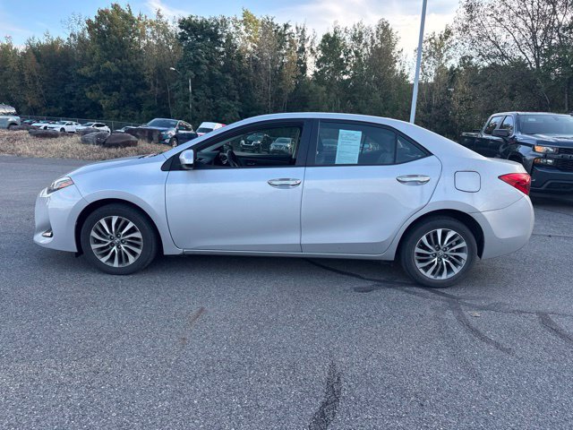Used 2019 Toyota Corolla XLE FWD image 8