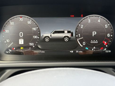 New 2026 Land Rover Defender 110 S AWD/4WD image 23