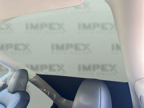 Used 2023 Tesla Model Y Long Range image 11