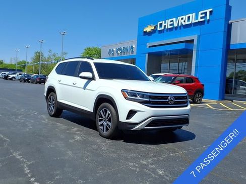 Used 2023 Volkswagen Atlas SE FWD image 2