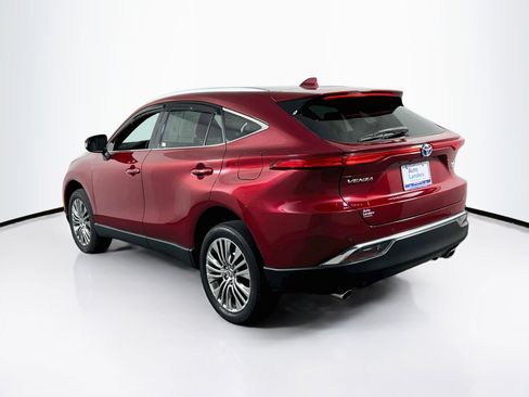 Used 2022 Toyota Venza XLE AWD/4WD image 7
