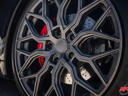 Used 2005 Porsche 911 Carrera S image 3