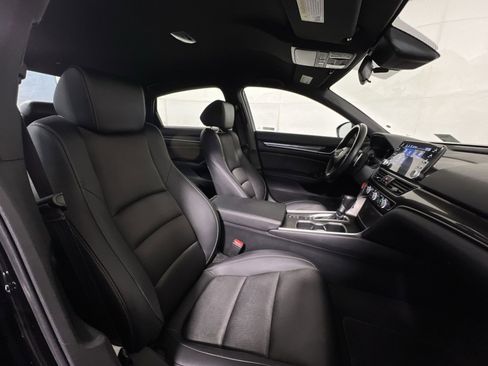 Used 2022 Honda Accord Sport image 25