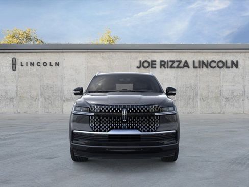 New 2025 Lincoln Navigator Reserve AWD/4WD image 6