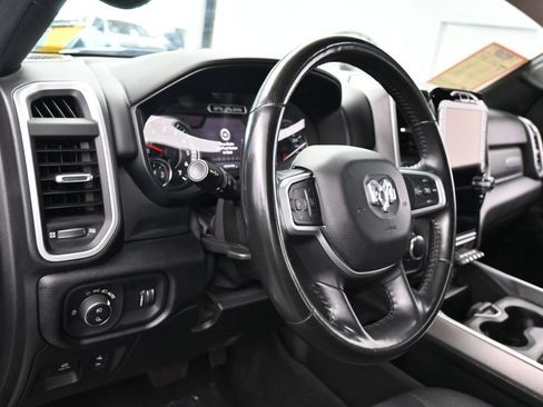 Used 2021 RAM 1500 Big Horn RWD image 15
