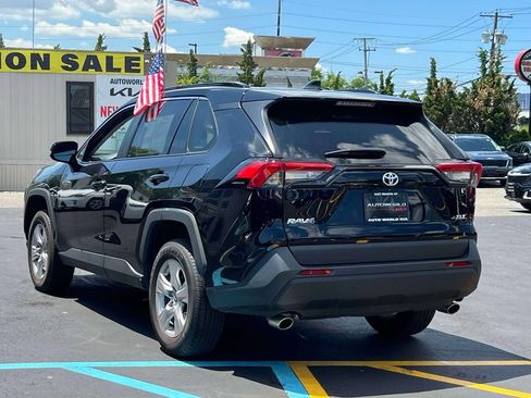 Used 2025 Toyota RAV4 XLE FWD image 7