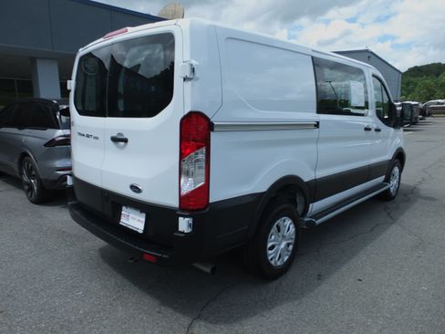 Used 2025 Ford Transit 250 Low Roof w/ Exterior Upgrade Package RWD image 3