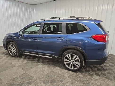 Used 2022 Subaru Ascent Limited w/ Technology Package AWD/4WD image 4