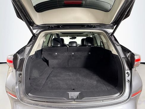 Used 2024 Nissan Murano SV AWD/4WD image 30