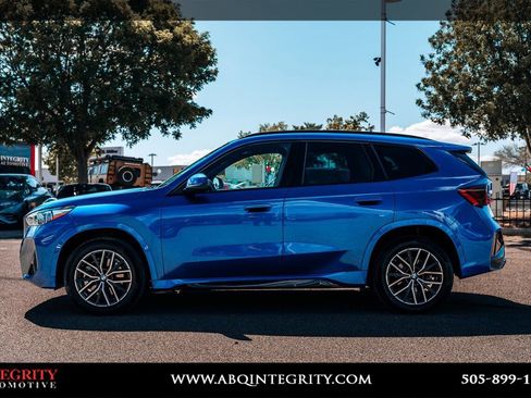 Used 2025 BMW X1 xDrive28i AWD/4WD image 4