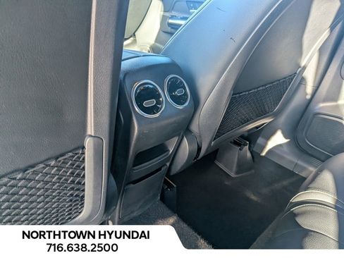 Used 2021 Mercedes-Benz GLA 250 4MATIC image 32