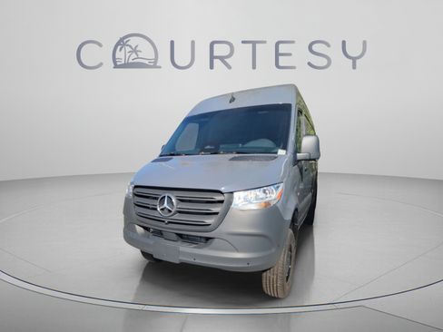 Used 2026 Mercedes-Benz Sprinter 2500 image 1