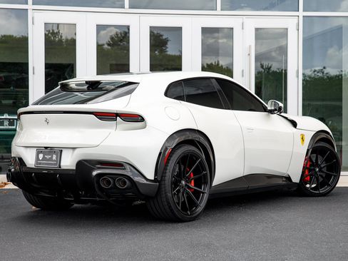 Used 2025 Ferrari Purosangue AWD/4WD image 37