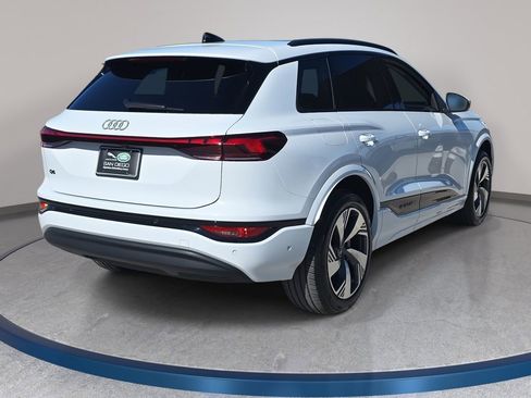 Used 2025 Audi Q6 e-tron Premium Plus w/ Premium Plus image 6