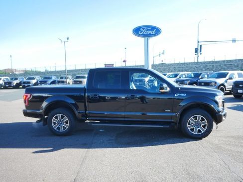 Used 2017 Ford F150 Lariat AWD/4WD image 4