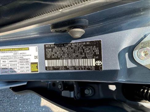Used 2024 Toyota Corolla LE FWD image 19