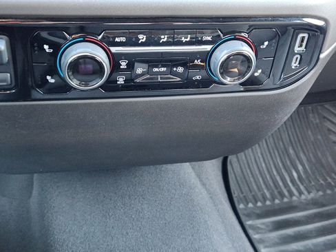 Certified 2023 Chevrolet Silverado 1500 LT w/ Z71 Off-Road Package image 19