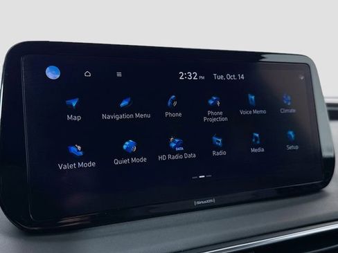 Used 2023 Hyundai Santa Fe SEL image 13