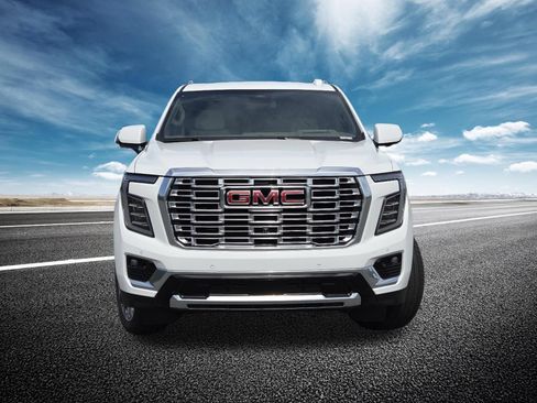 New 2026 GMC Yukon Denali w/ Sun & Power Step Package AWD/4WD image 16