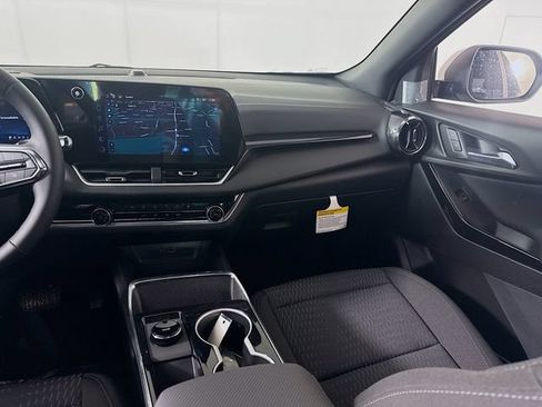 New 2026 Chevrolet Equinox LT AWD/4WD image 26