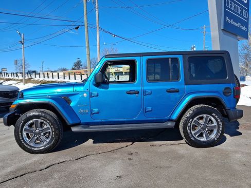 Used 2020 Jeep Wrangler Unlimited Sahara AWD/4WD image 7