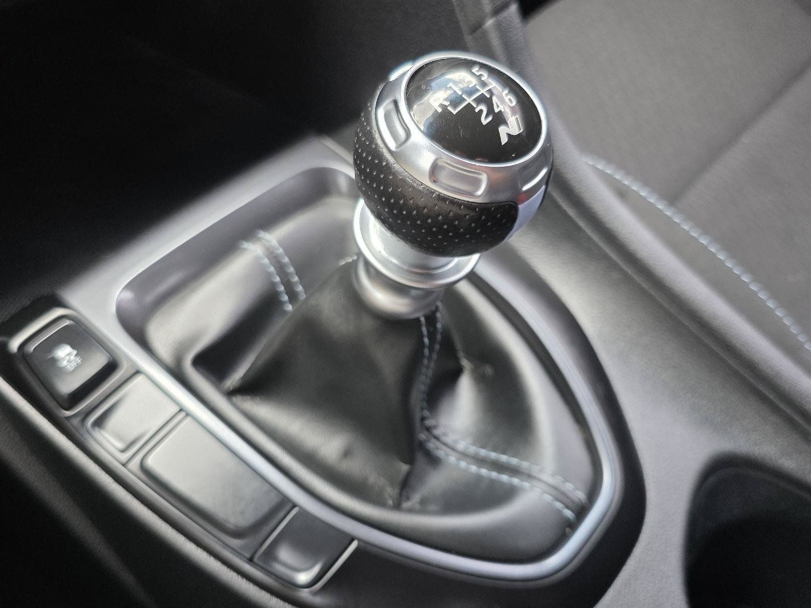 Used 2019 Hyundai Veloster N N FWD image 17