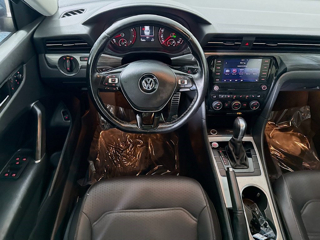 Used 2020 Volkswagen Passat 2.0T R-Line FWD image 16