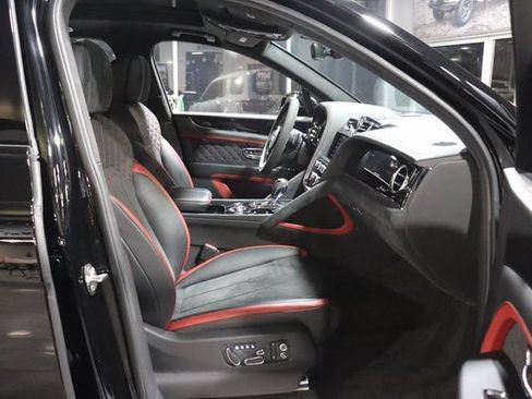 Used 2021 Bentley Bentayga Speed AWD/4WD image 49