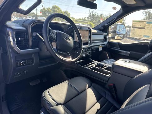 New 2026 Ford F250 Platinum image 9