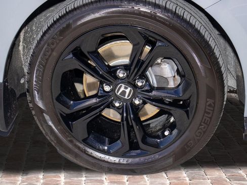 Certified 2025 Honda Accord SE image 37