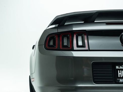 Used 2013 Ford Mustang GT Premium image 16