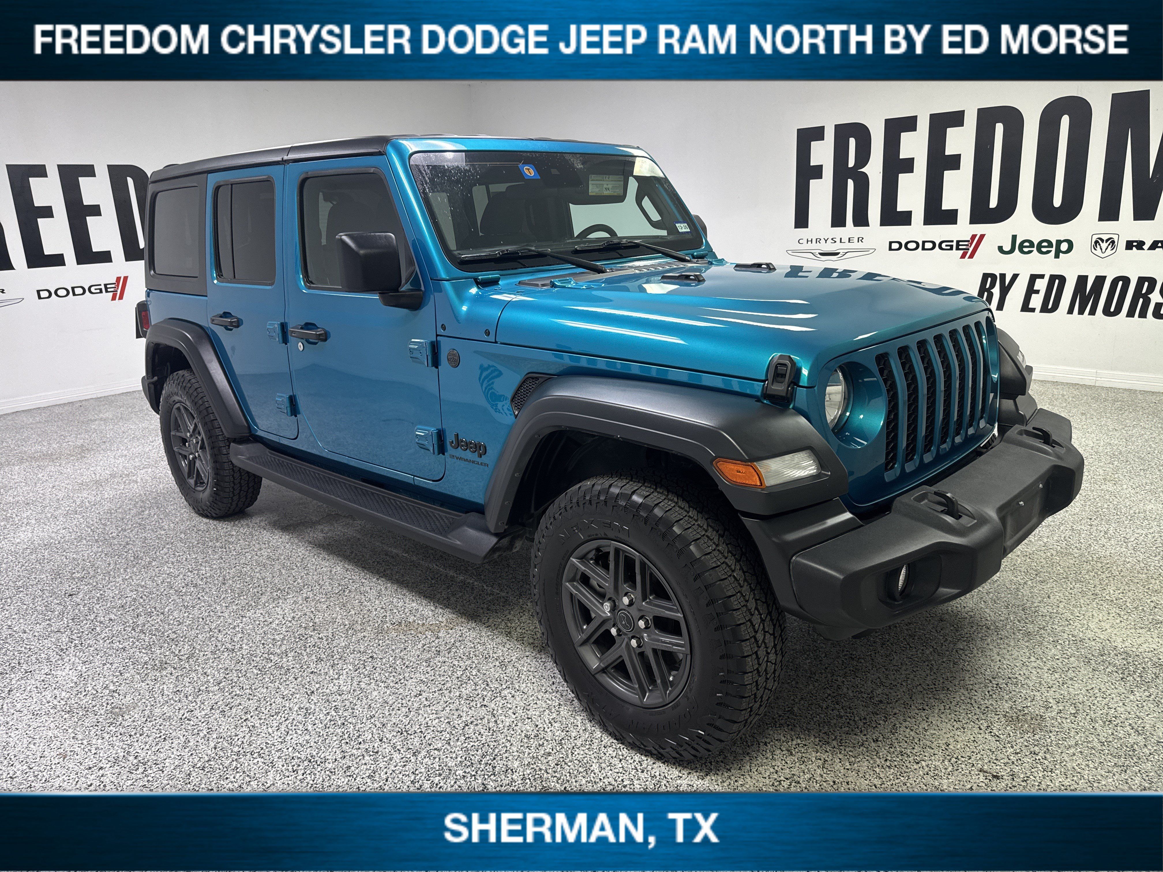 Used 2024 Jeep Wrangler Unlimited Sport AWD/4WD image 3