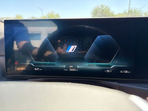 Used 2023 BMW i4 eDrive35 w/ Premium Package RWD image 5