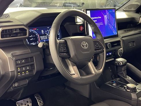 Used 2024 Toyota Tacoma TRD Sport w/ TRD Sport Upgrade Package image 16