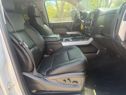 Used 2015 Chevrolet Silverado 2500 LTZ w/ Duramax Plus Package AWD/4WD image 14