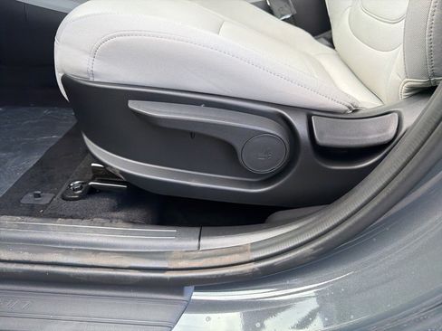 New 2026 Hyundai Tucson SE image 13