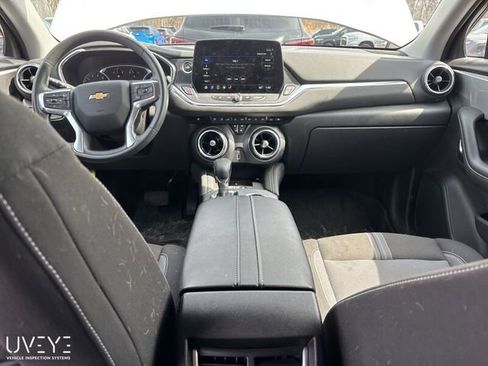 Used 2024 Chevrolet Blazer LT w/ Convenience Package image 9