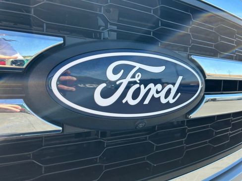 Used 2025 Ford F150 Lariat w/ Equipment Group 502A High image 31