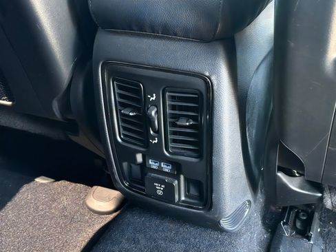Used 2020 Jeep Grand Cherokee Limited X RWD image 31