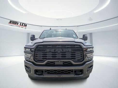 New 2026 RAM 2500 Big Horn AWD/4WD image 8