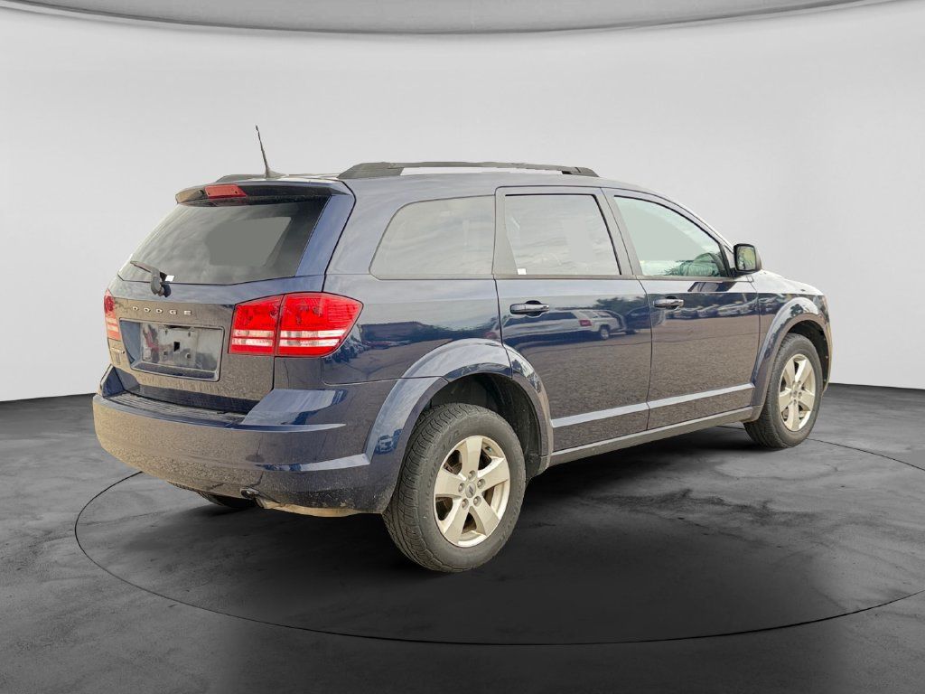 Used 2018 Dodge Journey SE w/ Connectivity Group FWD image 9