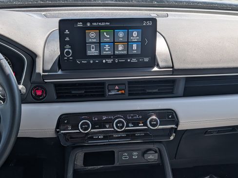 Used 2025 Honda Pilot EX-L image 15