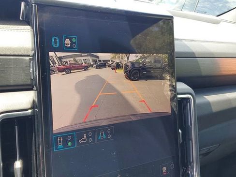 New 2026 GMC Yukon Denali w/ Sun & Power Step Package AWD/4WD image 22